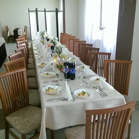 Arka Nocleg ze śniadaniem