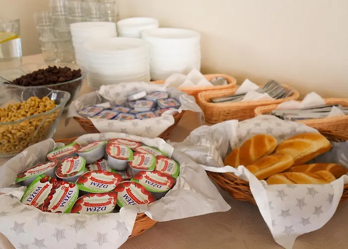 Arka Bed & Breakfast 3*