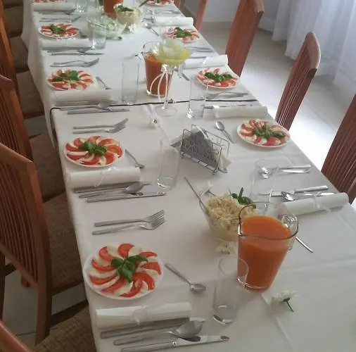 Arka Bed and breakfast 3*