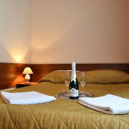 Bed & Breakfast Arka 3*