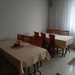 Arka Alojamento de Acomodação e Pequeno-almoço Cracóvia