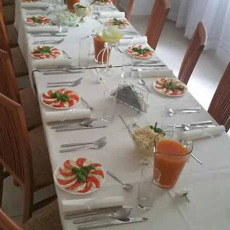 Arka Bed and breakfast 3*