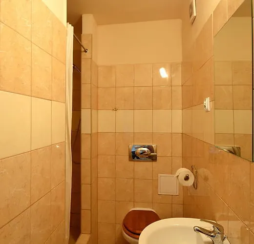 住宿加早餐酒店 Arka 克拉科夫