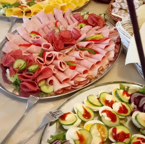 Arka 住宿加早餐酒店 3*